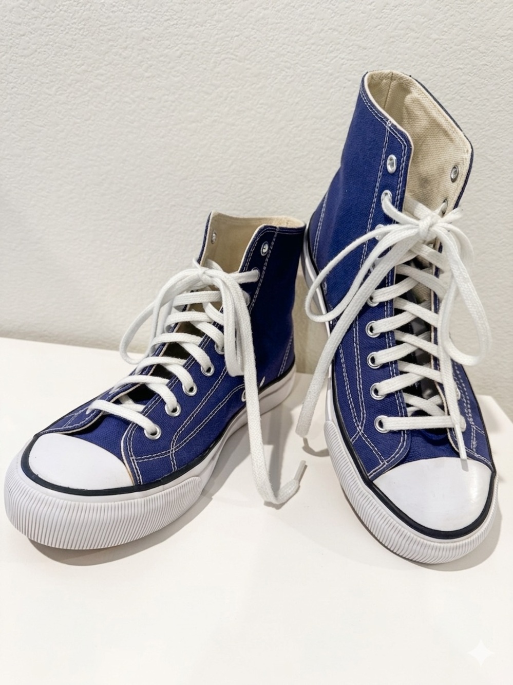 P.F. Flyers Canvas High-Top Sneaker mens 7.5 women’s 9
